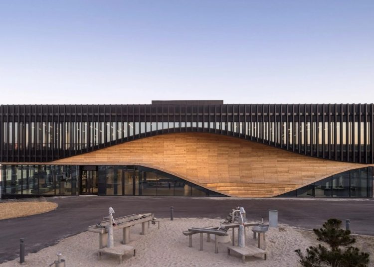 Klimatorium, ένα κτήριο που μοιάζει να κυματίζει