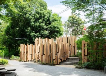 Δημόσια ουρητήρια για συγχαρητήρια