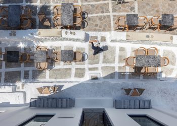 Αυτό το καφέ στη Μύκονο είναι το ελληνικό καλοκαίρι