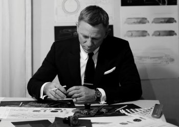 Ντάνιελ Κρεγκ: «Όταν μου έδειξαν το νέο ρολόι του Bond, είπα “τα καταφέρατε’’».