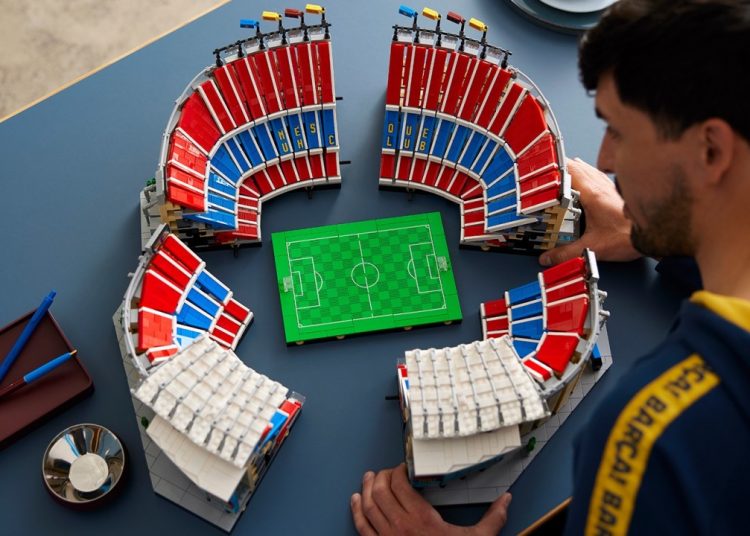 Η LEGO έκτισε το νέο Camp Nou