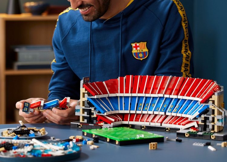 Η LEGO έκτισε το νέο Camp Nou