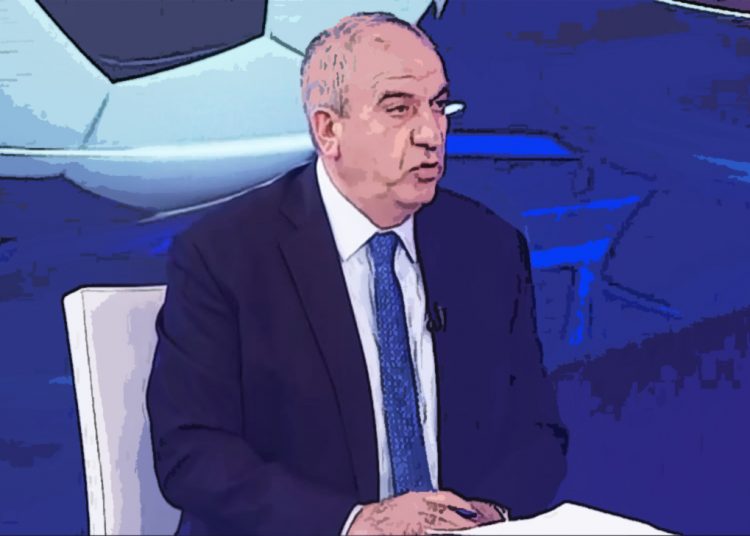 Παναγιώτης Βαρούχας: «Οι διαιτητές είναι τρομοκρατημένοι και ανεκπαίδευτοι»