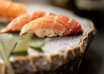 Senta: Πέρα και πάνω από την Ιαπωνία