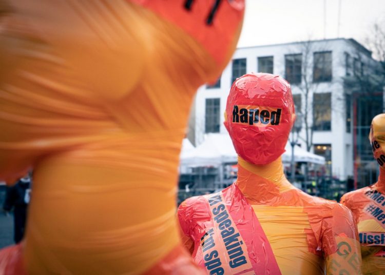 Ο βιασμός, δυστυχώς, είναι της μόδας