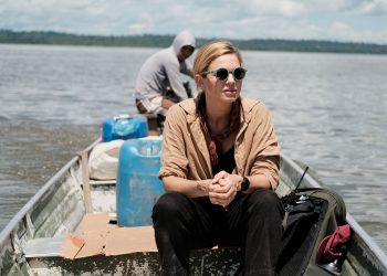 Είδαμε πρώτοι τον 2ο κύκλο της Διακίνησης με τη Mariana van Zeller και αναρωτιόμαστε πού πάει ο κόσμος