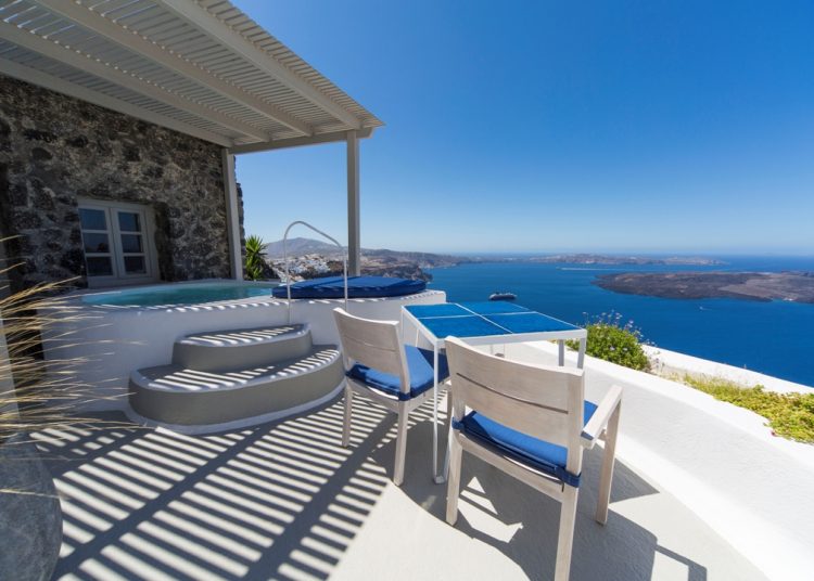 Το Iconic Santorini είναι ένα κάλεσμα αισθήσεων