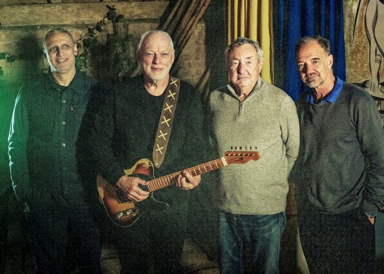 Οι Pink Floyd επιστρέφουν 28 χρόνια μετά με ένα τραγούδι για την Ουκρανία