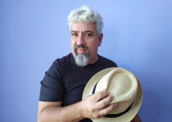 Δημήτρης Φραγκιόγλου: «Το χιούμορ είναι το καταπραϋντικό παυσίπονο της ψυχής».