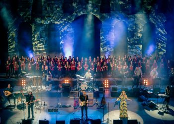 Ο Νίκος Πορτοκάλογλου γιορτάζει 40 χρόνια δημιουργίας