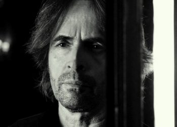 Βασίλης Λέκκας: «Η ανθρωπότητα θα αργήσει να βρει τον βηματισμό της»