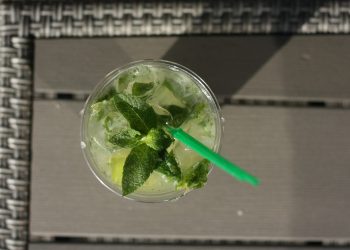Mojito: Η αλήθεια πίσω από το διάσημο κοκτέιλ