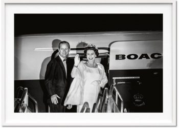 Σπάνιες φωτογραφίες της Ελισάβετ από τη ζωή της