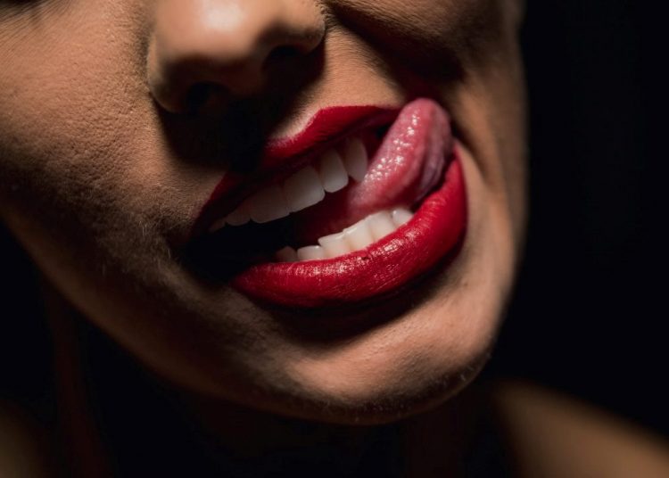 Γιατί και πώς οι γυναίκες αποπλανούν