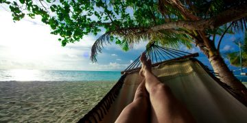 Ωδή στην τεμπελιά! 8 λόγοι για να μην κάνετε απολύτως τίποτα