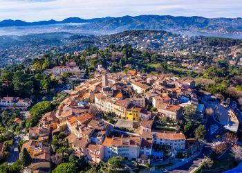 Μουζέν, η πόλη των καλλιτεχνών