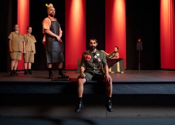 Είδαμε το «Ο μπαμπάς ο πόλεμος» στο θέατρο Olvio