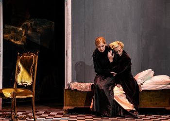 «Ο γλάρος» σε υψηλές πτήσεις, στο θέατρο Προσκήνιο