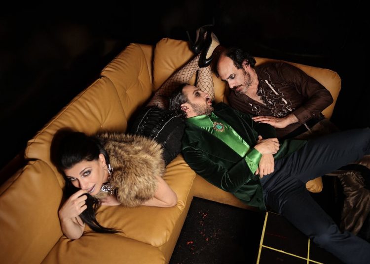 Θεατρική «Αγρυπνία»