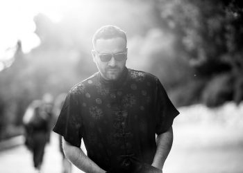 Ο Vassilikos στη Σφίγγα για ένα μοναδικό live