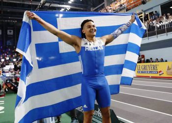 O Εμμανουήλ Καραλής στο ύψος του