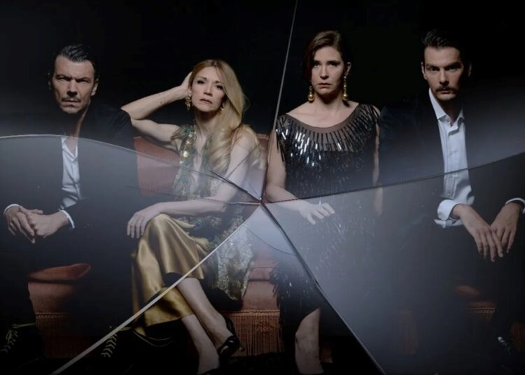 Είδαμε το «Demons» στο θέατρο Τζένη Καρέζη