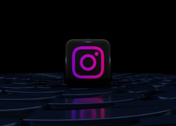 Η νοσηρή επιθυμία για VIRAL και η κοινωνία του τίποτα