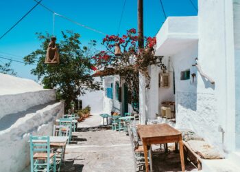 Το RUDU FEST 2025 είναι ένας λόγος για να πας στην Αμοργό