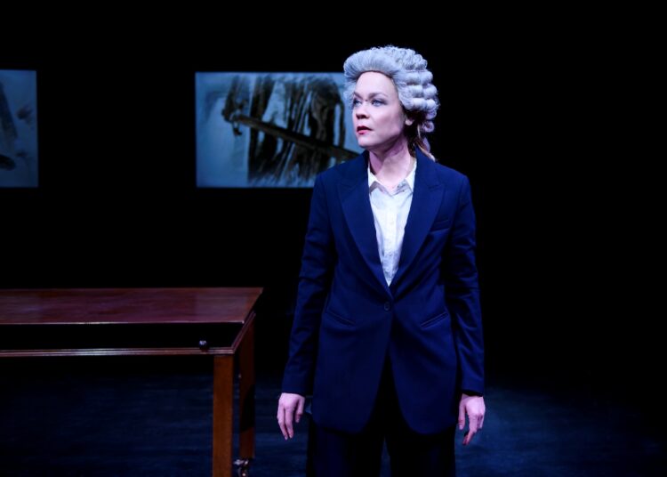 Είδαμε το «Prima Facie»