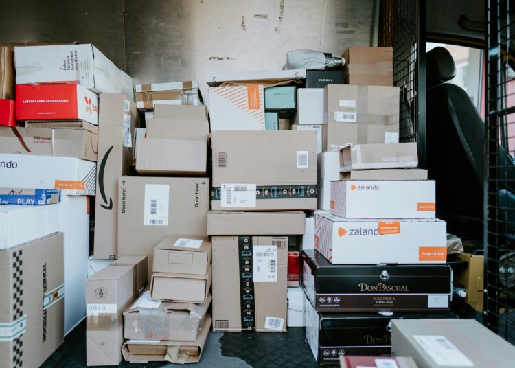 Τα ψώνια βλάπτουν σοβαρά το περιβάλλον: Πώς να κάνουμε Online shopping με καθαρή συνείδηση