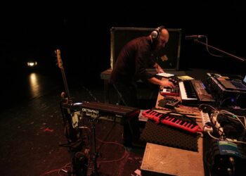 Η ώρα του Cayetano