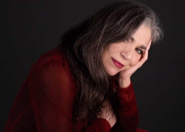 Η Σαβίνα Γιαννάτου σε ένα σπάνιο live