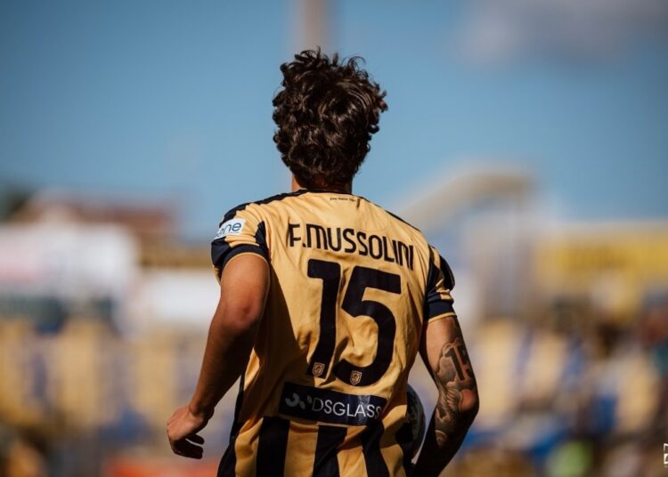 Ρομάνο Φλοριάνι Μουσολίνι: Στη σκιά του ονόματος