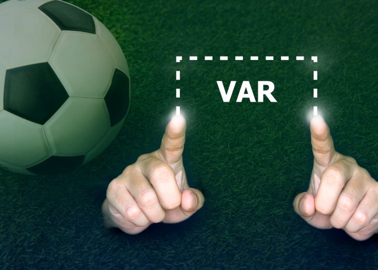 Οι διαιτητές, το VAR και η δικαιοσύνη