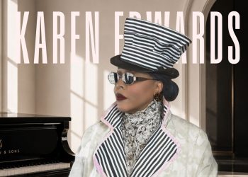 Η Karen Edwards στην Αθήνα